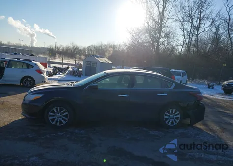 2018 Nissan Altima 2.5 S z USA, uszkodzony, nr VIN 1N4AL3AP2JC193394